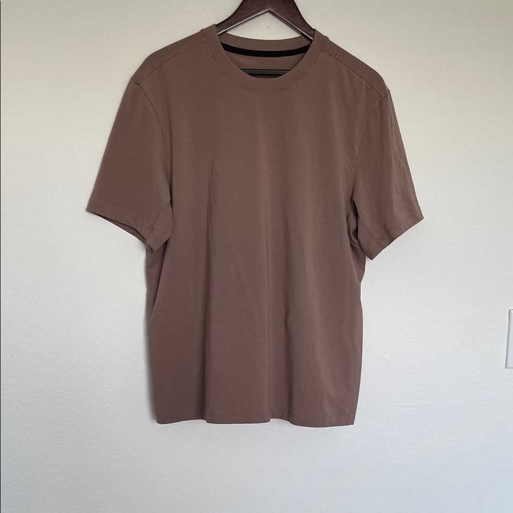 Lululemon, used like new, Men’s Pique Oversized Fit T, light brown, size large